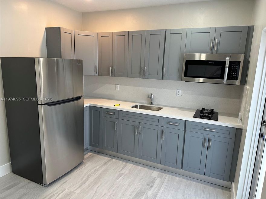 Beautiful and super spacious efficiency completely remodeled with modern finishes. This unit offers comfort and functionality, featuring an open layout filled with natural light. Private parking space included and ALL utilities are included in the rent for your convenience.