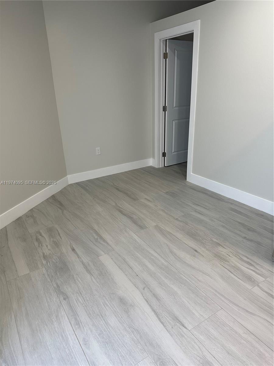 SILVER PALM LAKE - Residential Lease