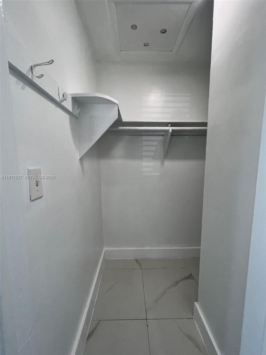 LITTLE RIVER GARDENS - Residential Lease