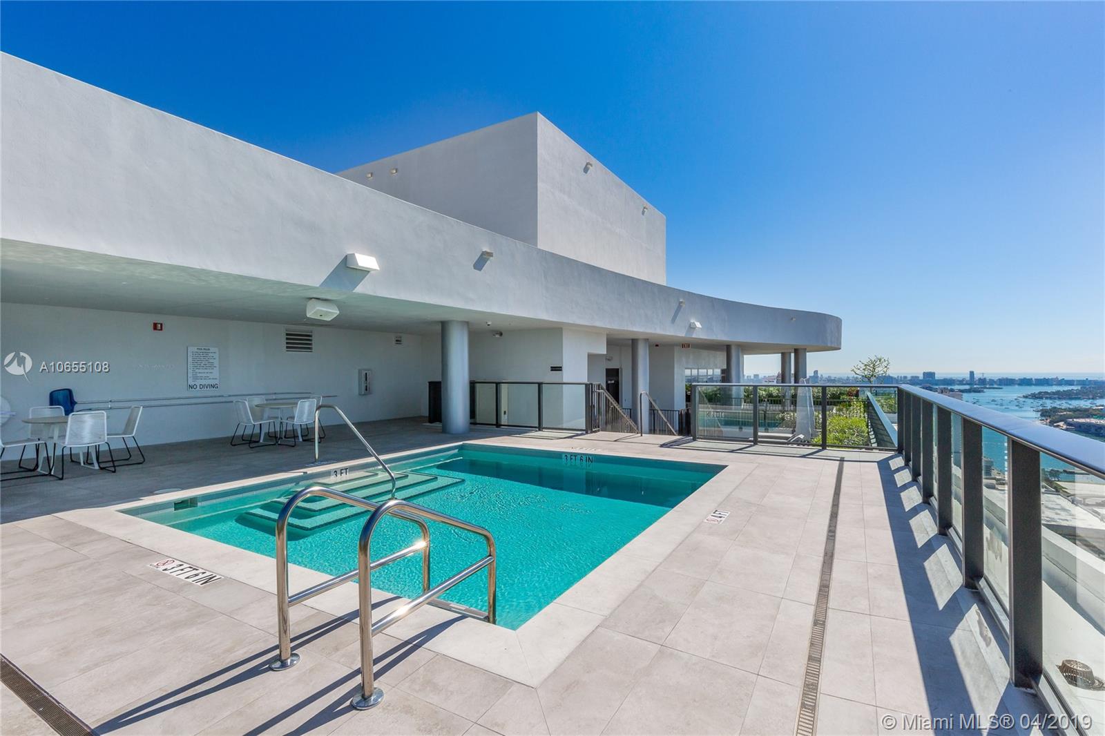 CANVAS - Residential Lease