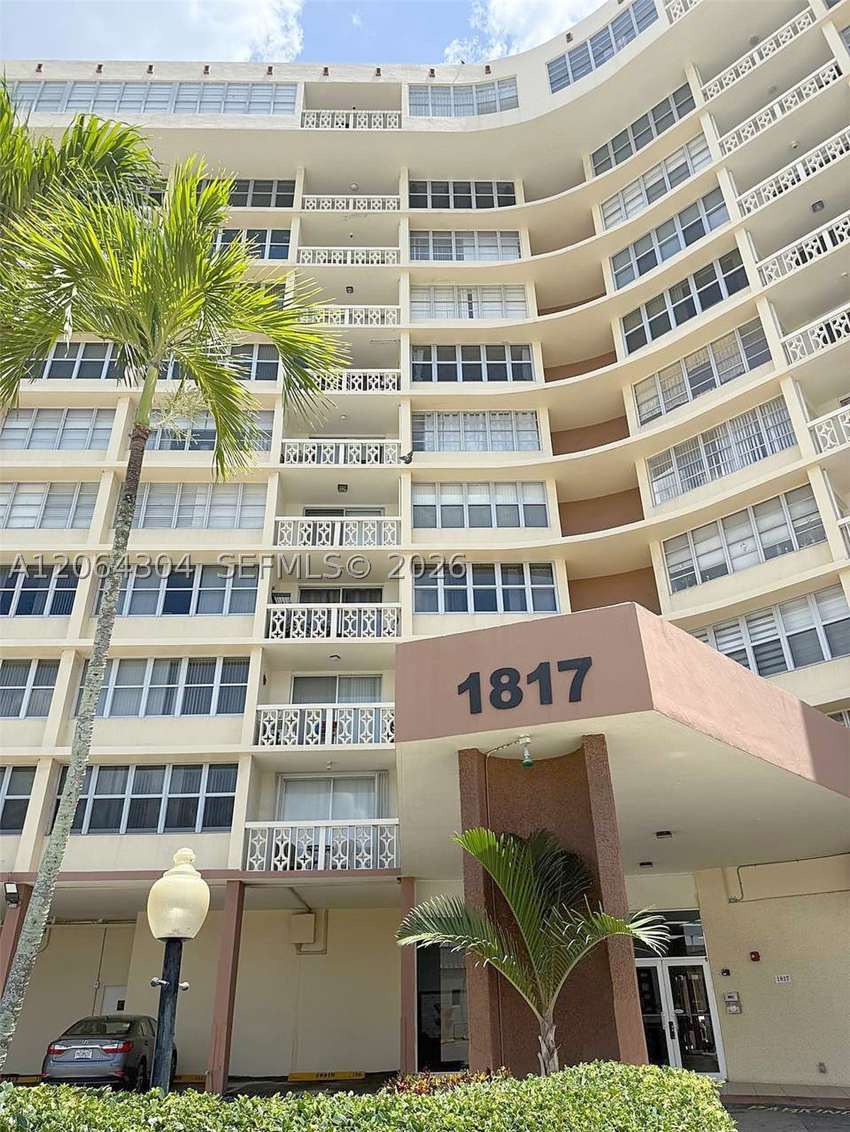 1817 S Ocean Dr 824