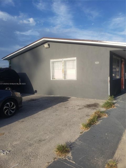 2865 NW 22nd Ave Miami FL 33142