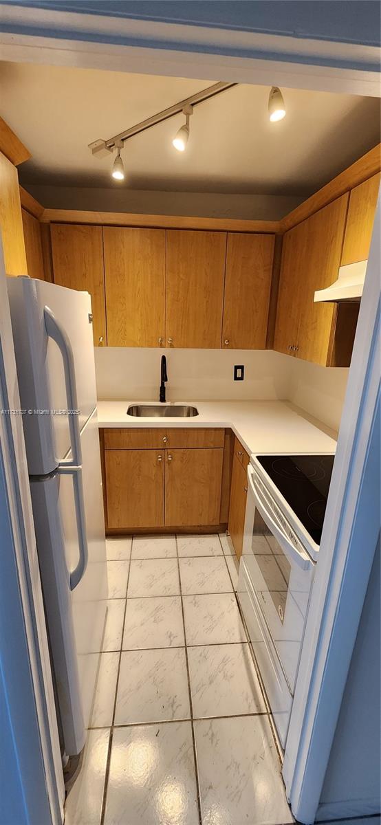 5050 CONDO - Residential