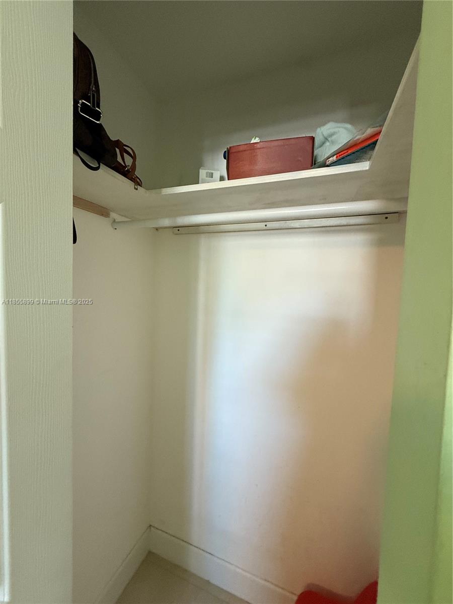 NORTH PALM BCH 2 - Residential
