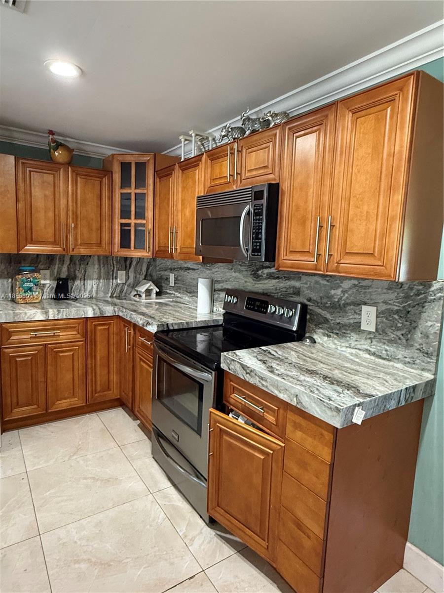 NORTH PALM BCH 2 - Residential