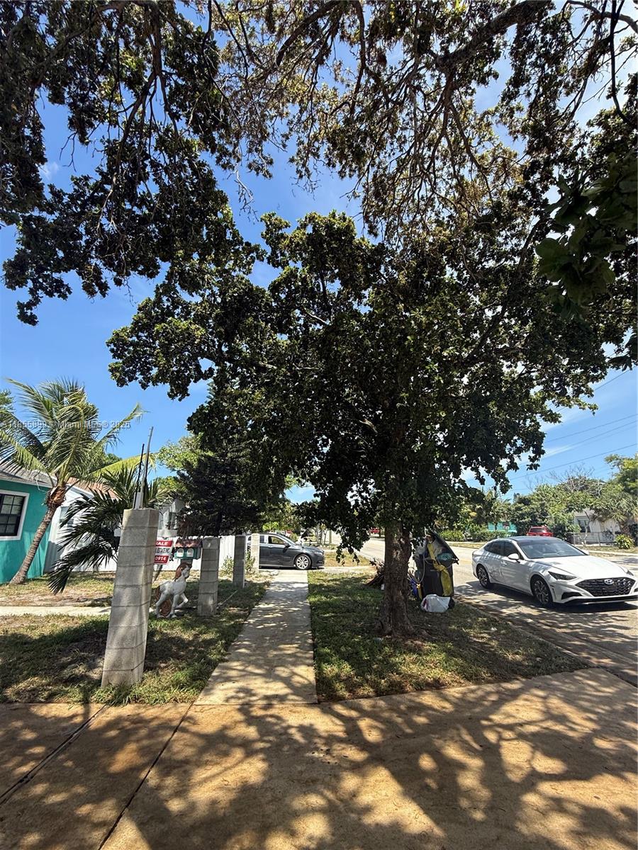 NORTH PALM BCH 2 - Residential