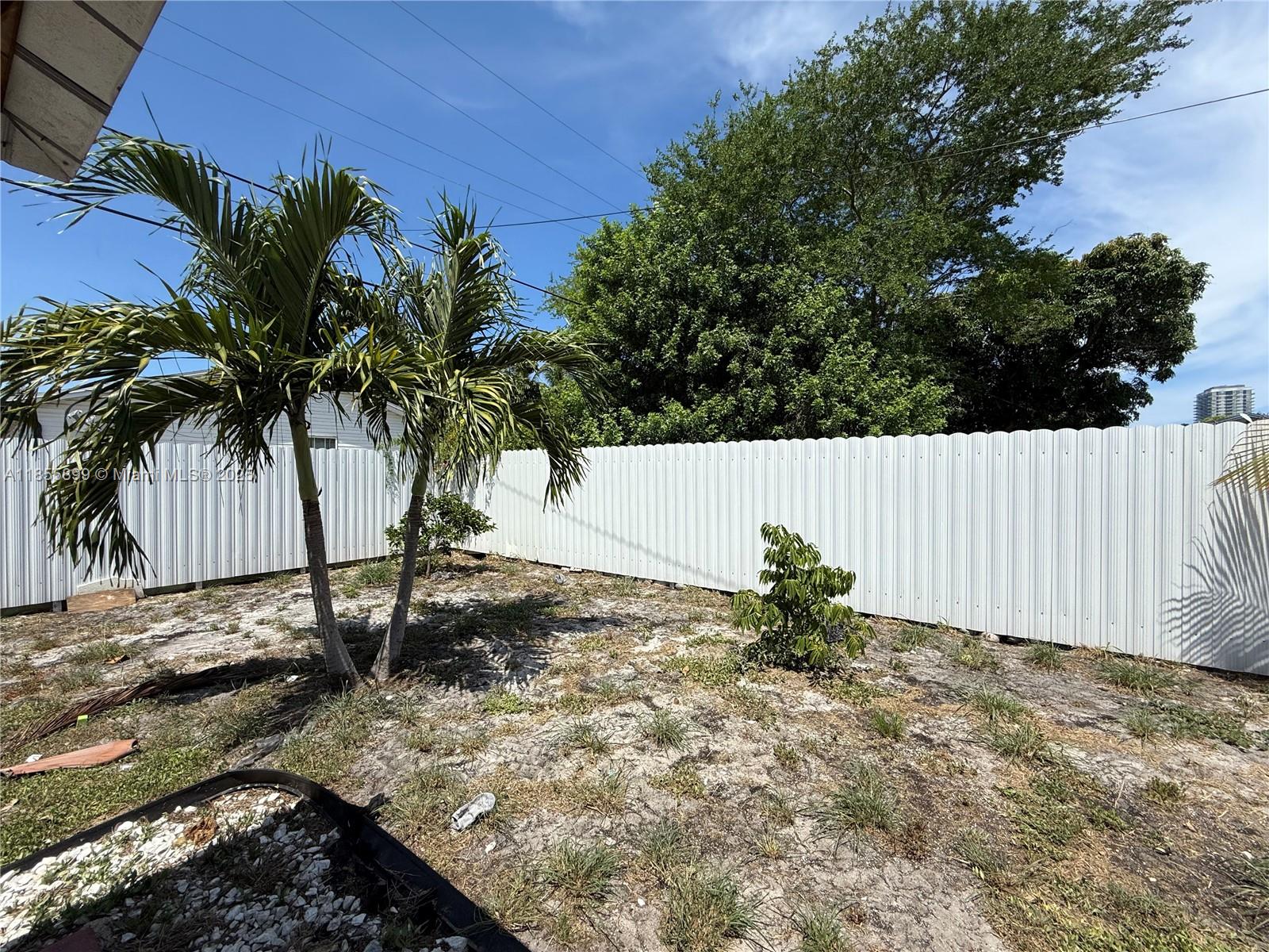NORTH PALM BCH 2 - Residential