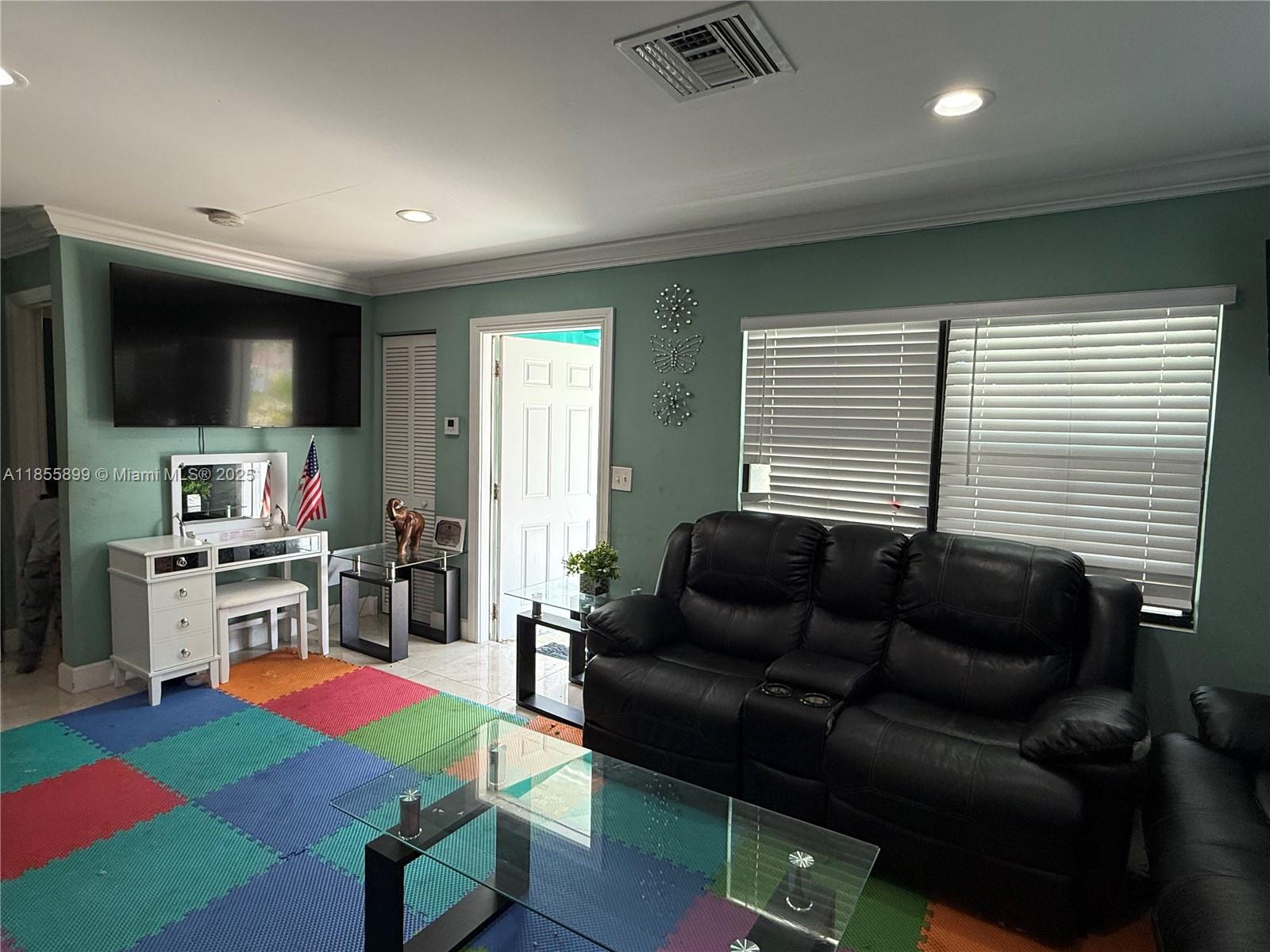 NORTH PALM BCH 2 - Residential