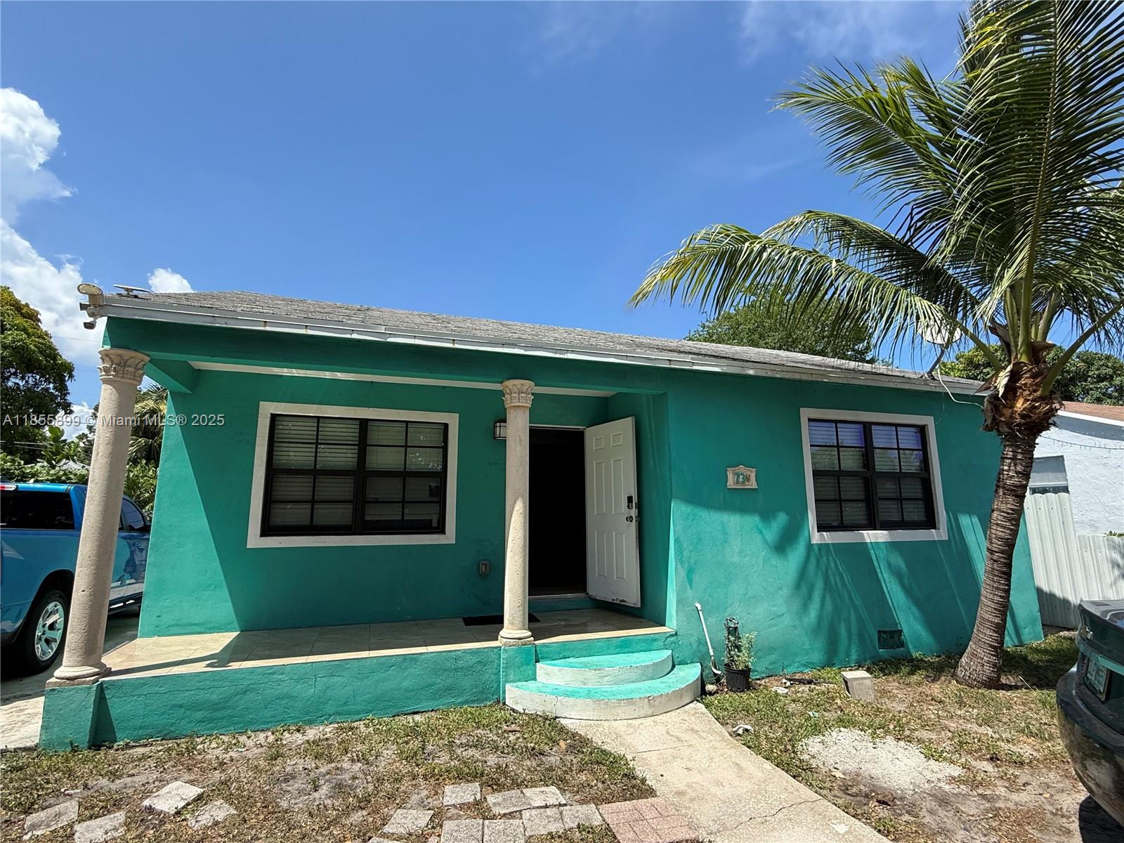 A must see property!! Magnificent West Palm Beach Oasis Your Dream Home Found! Great opportunity to own a house in the rapidly growing Northwood Community District!! This property offers an impeccably renovated and well maintained kitchen and bathroom spacious living space, perfect for relaxing afternoons, enjoying a private backyard oasis. 2 Bedroom and 1 Bath with 880 square feet A Blend of charm, convenience and potencial making it an ideal choice for homeowners as well as investors. Perfect Location, close to beach, hospital and schools.