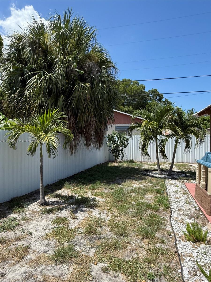 NORTH PALM BCH 2 - Residential