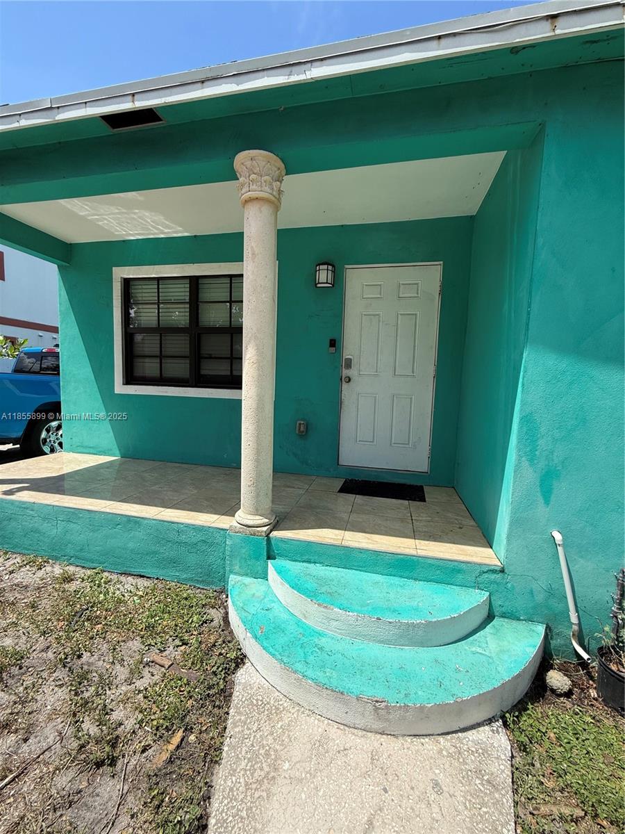 NORTH PALM BCH 2 - Residential