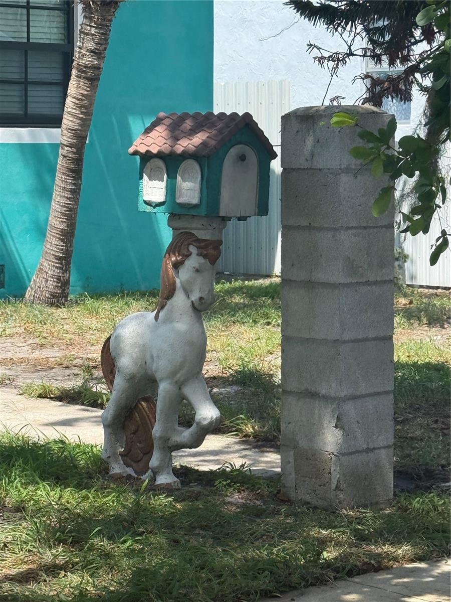 NORTH PALM BCH 2 - Residential
