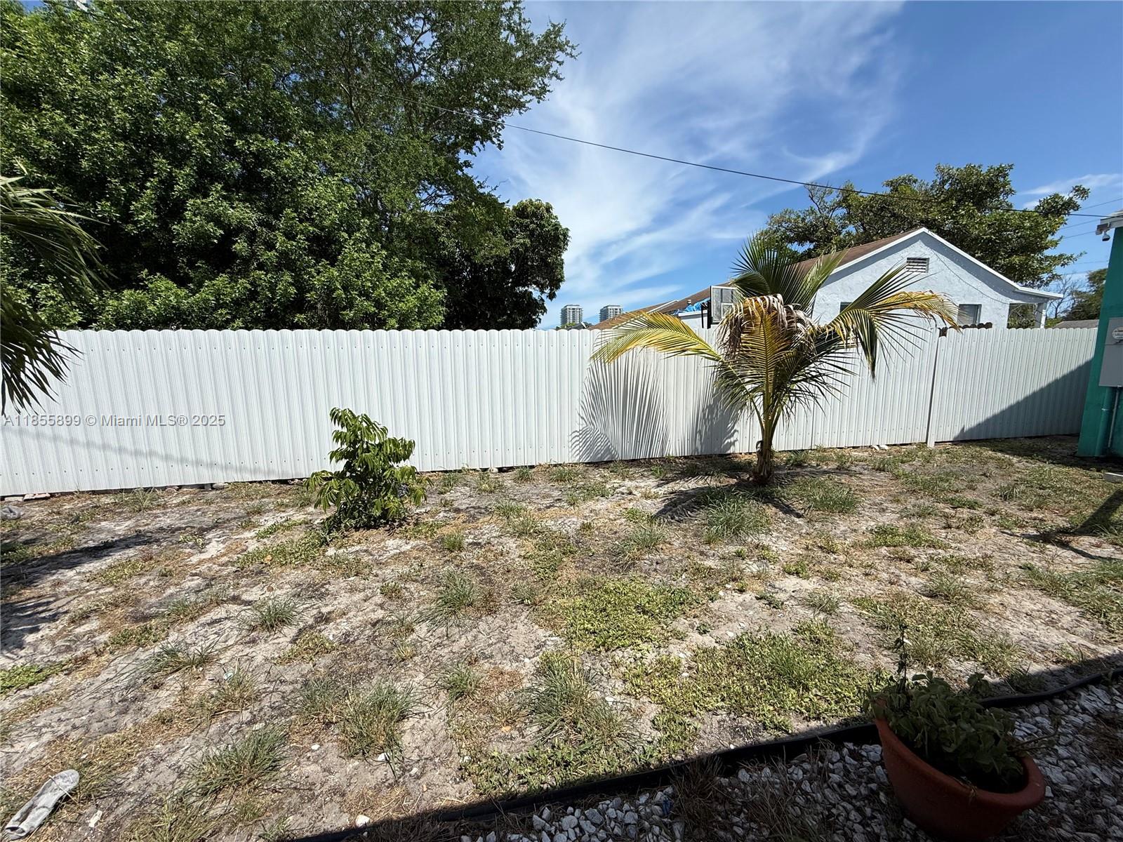 NORTH PALM BCH 2 - Residential