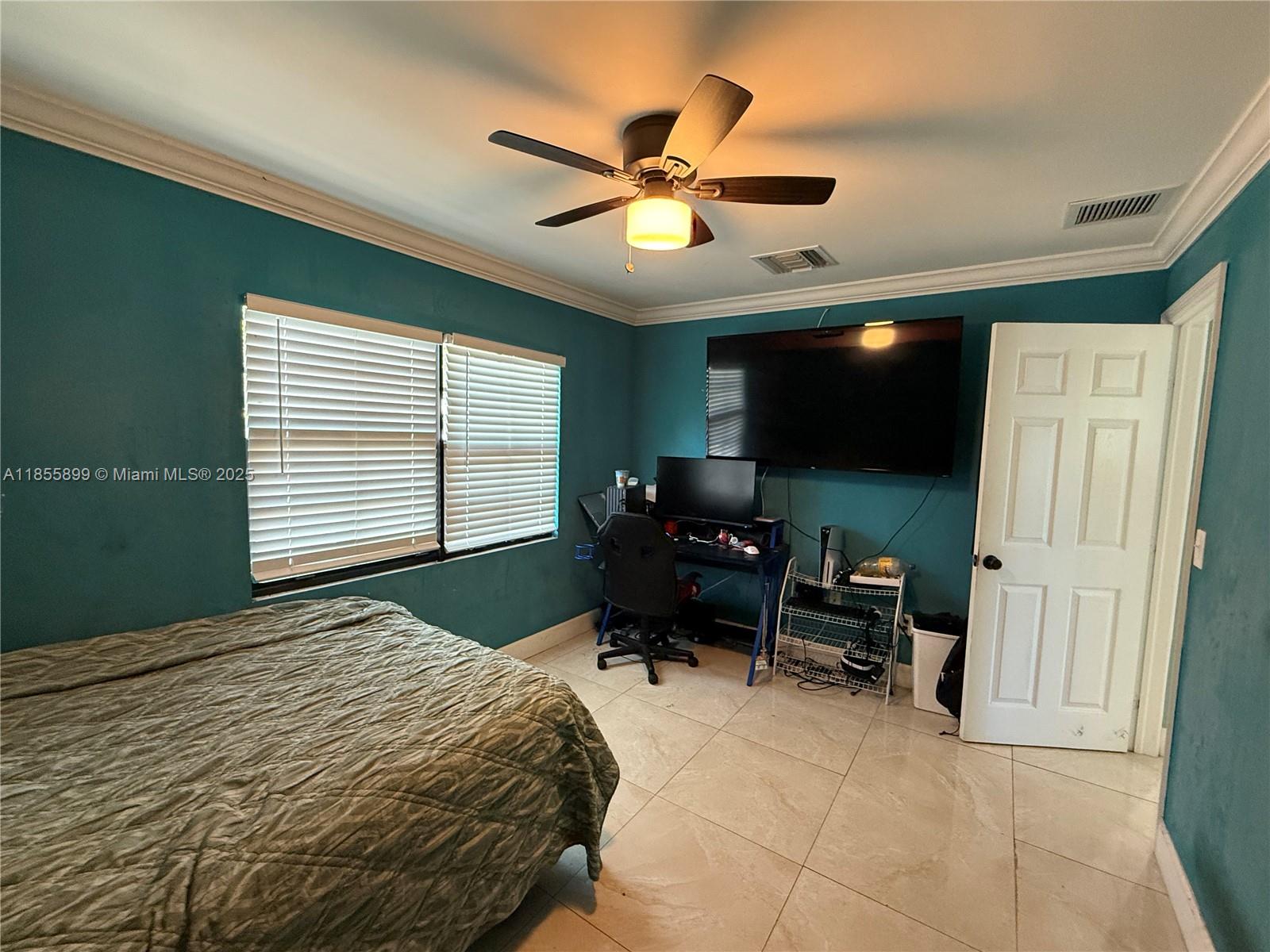 NORTH PALM BCH 2 - Residential