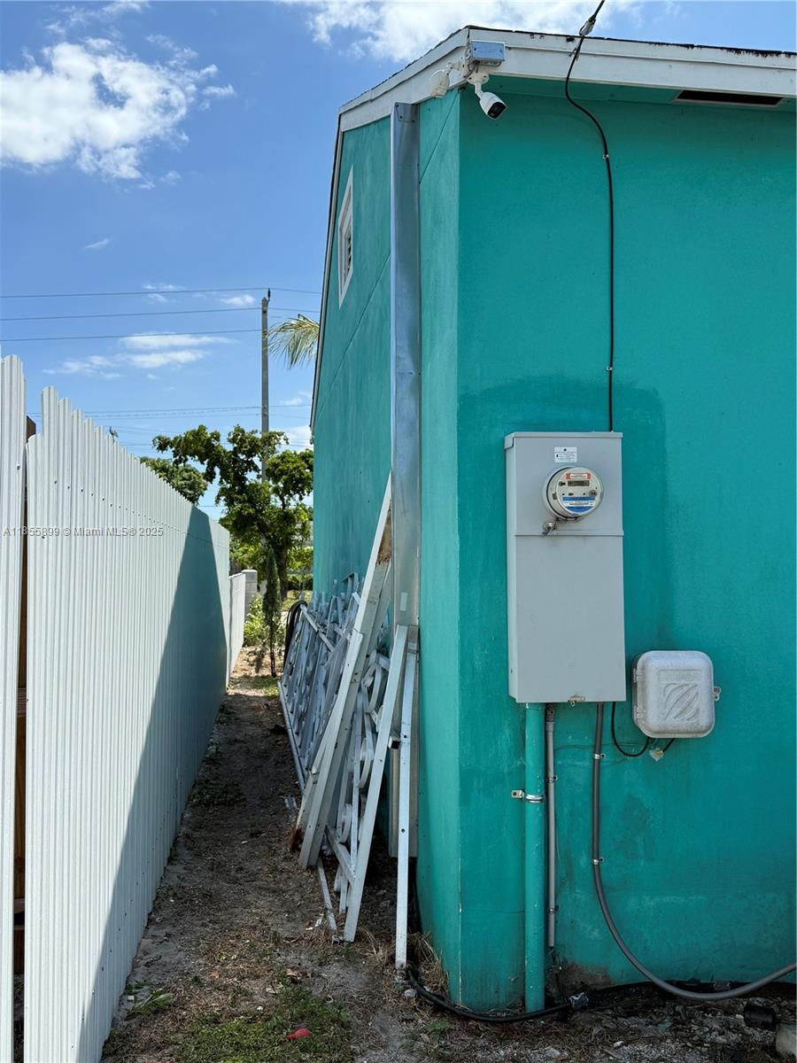 NORTH PALM BCH 2 - Residential