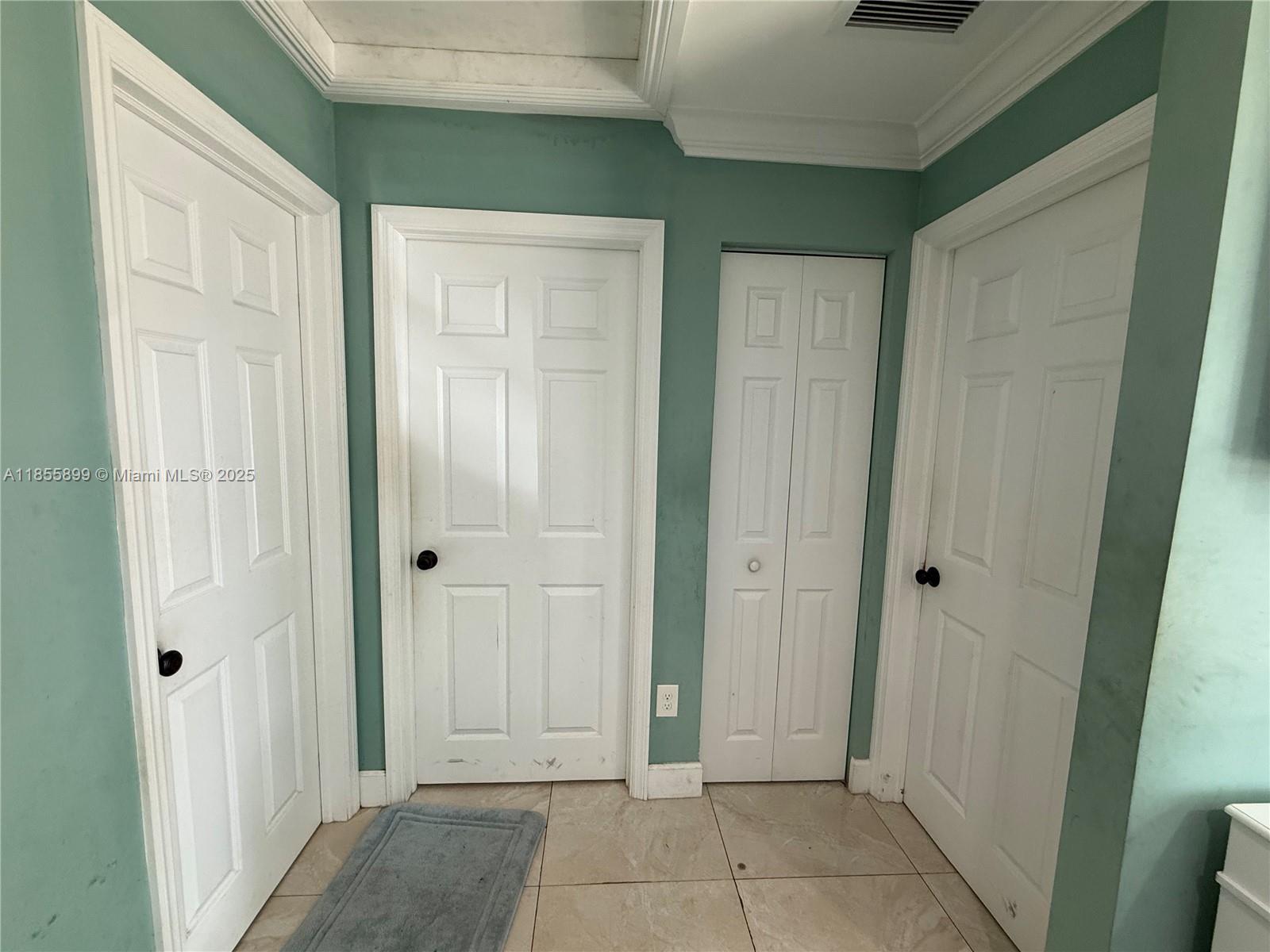 NORTH PALM BCH 2 - Residential