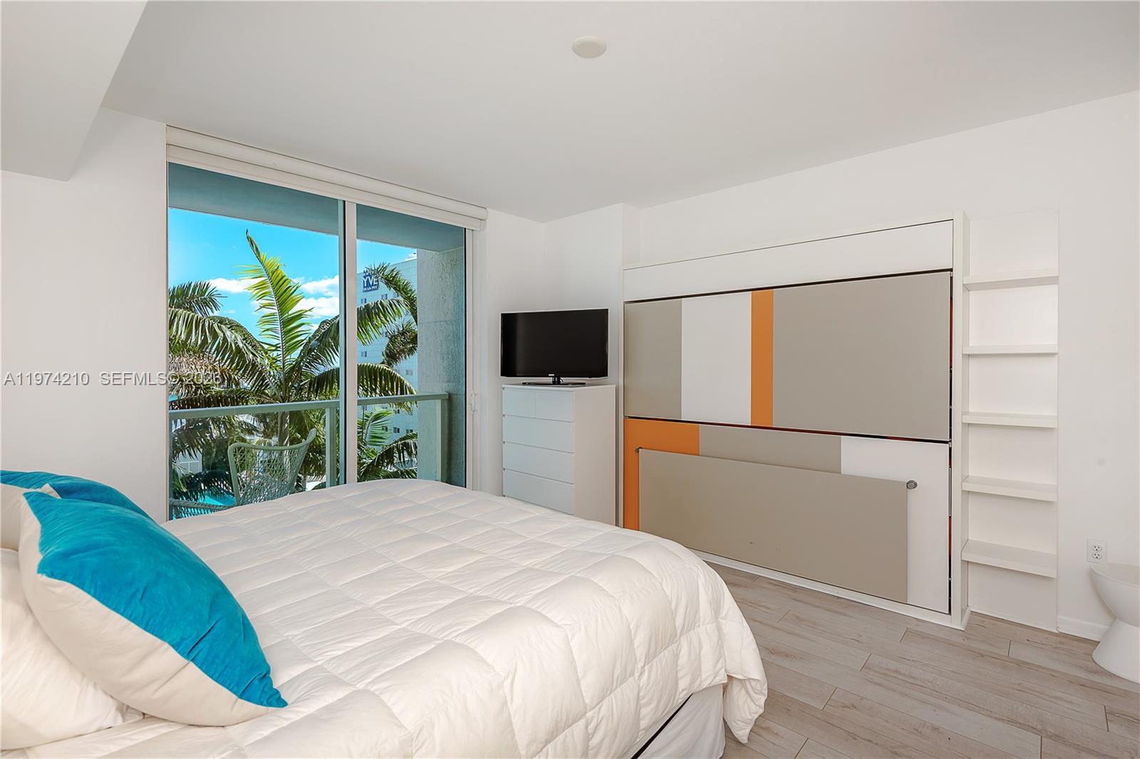 VIZCAYNE NORTH CONDO - Residential