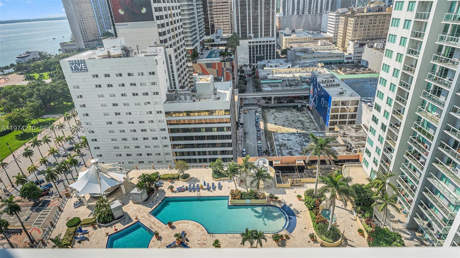 VIZCAYNE NORTH CONDO - Residential