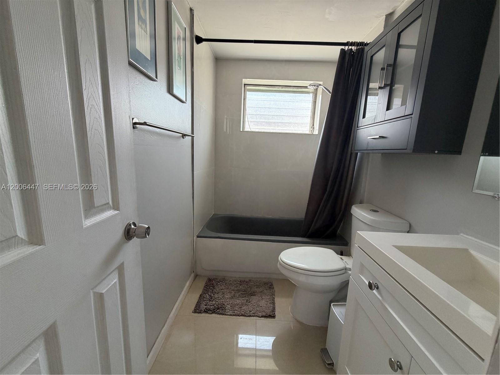 1430 NE 170th St 225