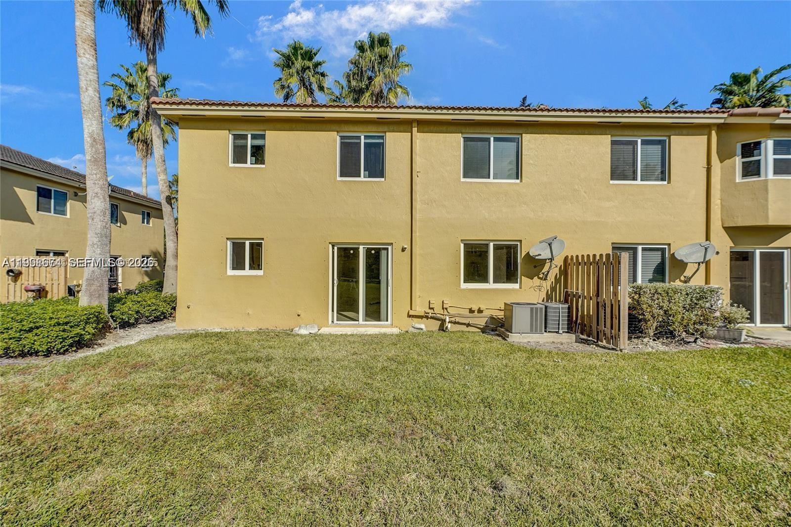 MONTEREY AT MALIBU BAY CO - Residential Lease