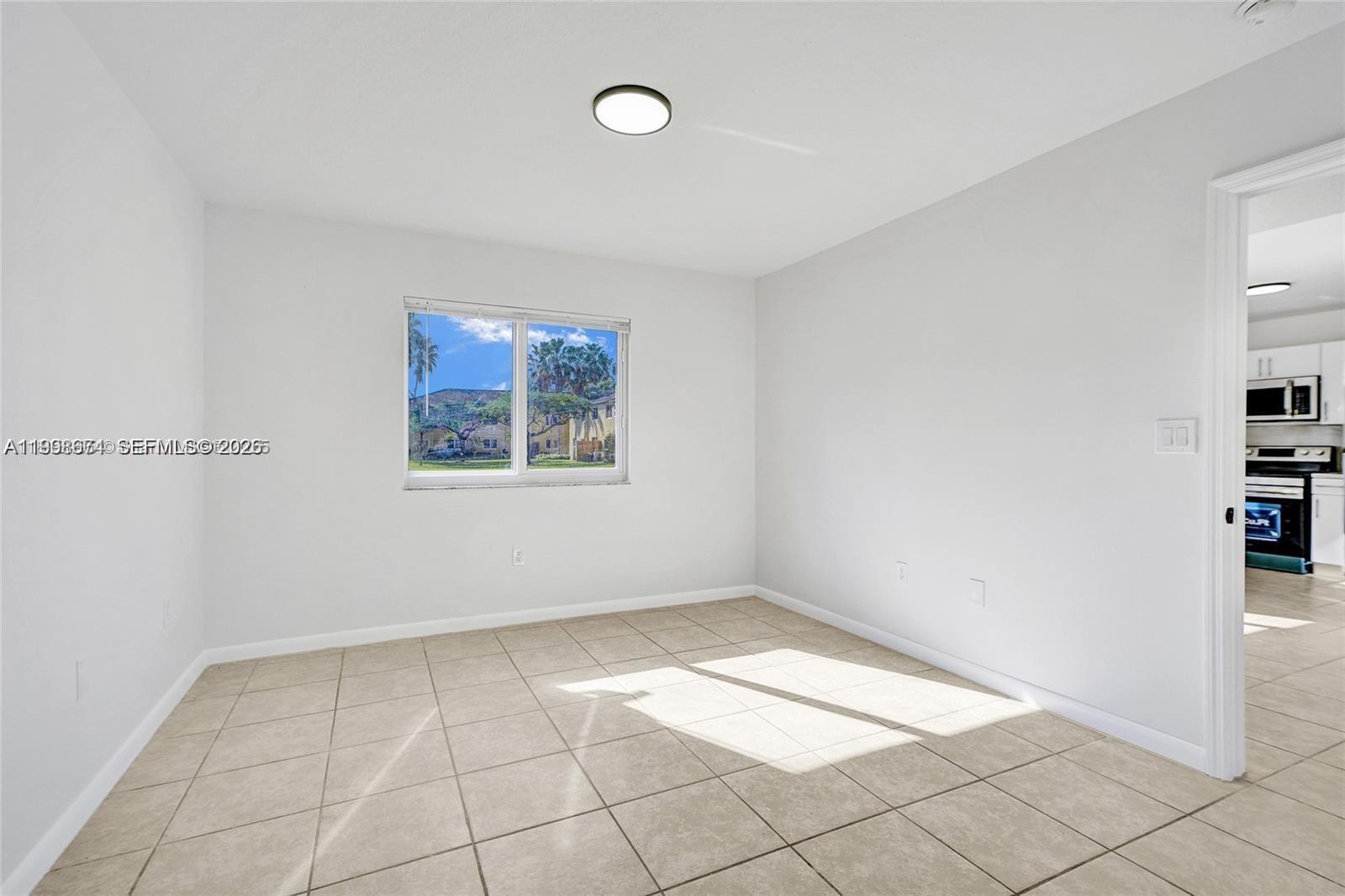 MONTEREY AT MALIBU BAY CO - Residential Lease