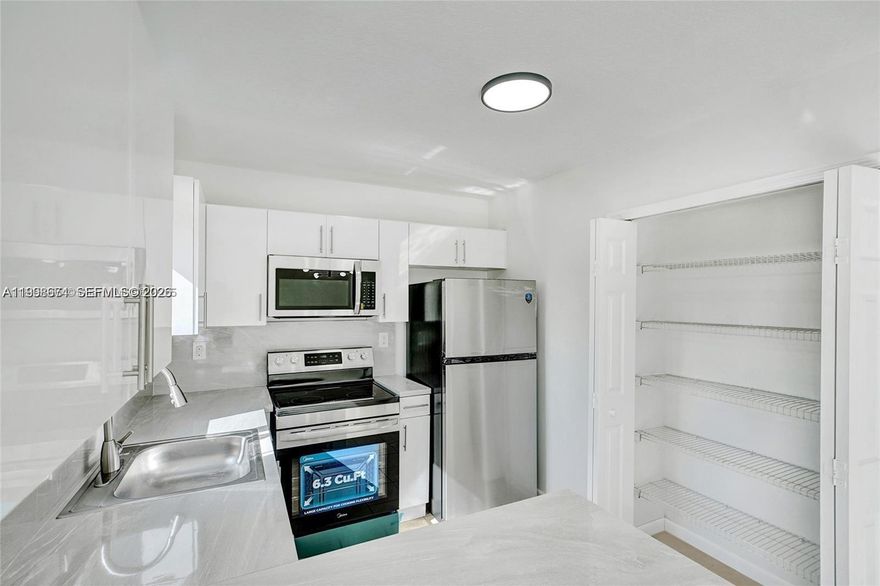 Renovated 3-Bedroom, 2-Bath in Monterey at Malibu Bay – Available Now! Spacious and modern, this beautifully updated unit features tile flooring throughout, fresh paint, and brand new stainless steel appliances. Enjoy a sleek, updated kitchen and bathrooms, plus the convenience of an in-unit washer and dryer. Located in the highly sought-after Monterey at Malibu Bay community, with access to a resort-style clubhouse, gorgeous oversized pool, and a brand new gym. Prime location just minutes from highways, Publix, Starbucks, and more. Easy to show – schedule your tour today!