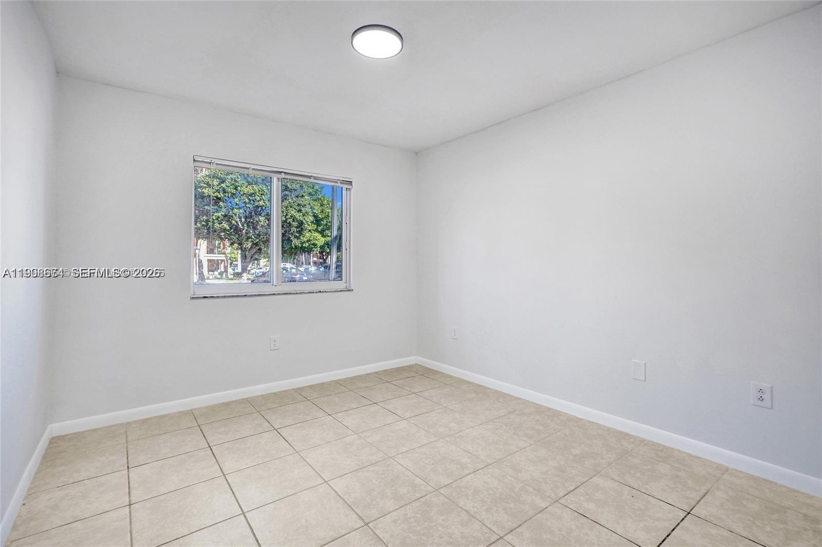 MONTEREY AT MALIBU BAY CO - Residential Lease