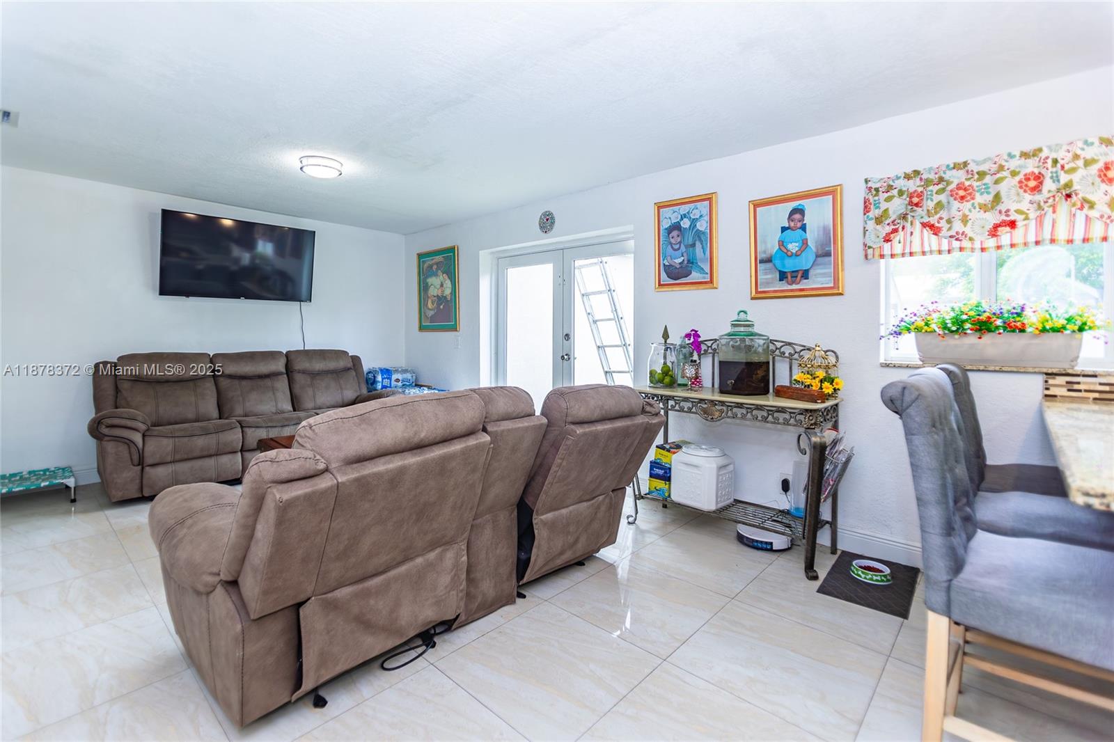 MYRTLE GROVE 1ST ADDN - Residential