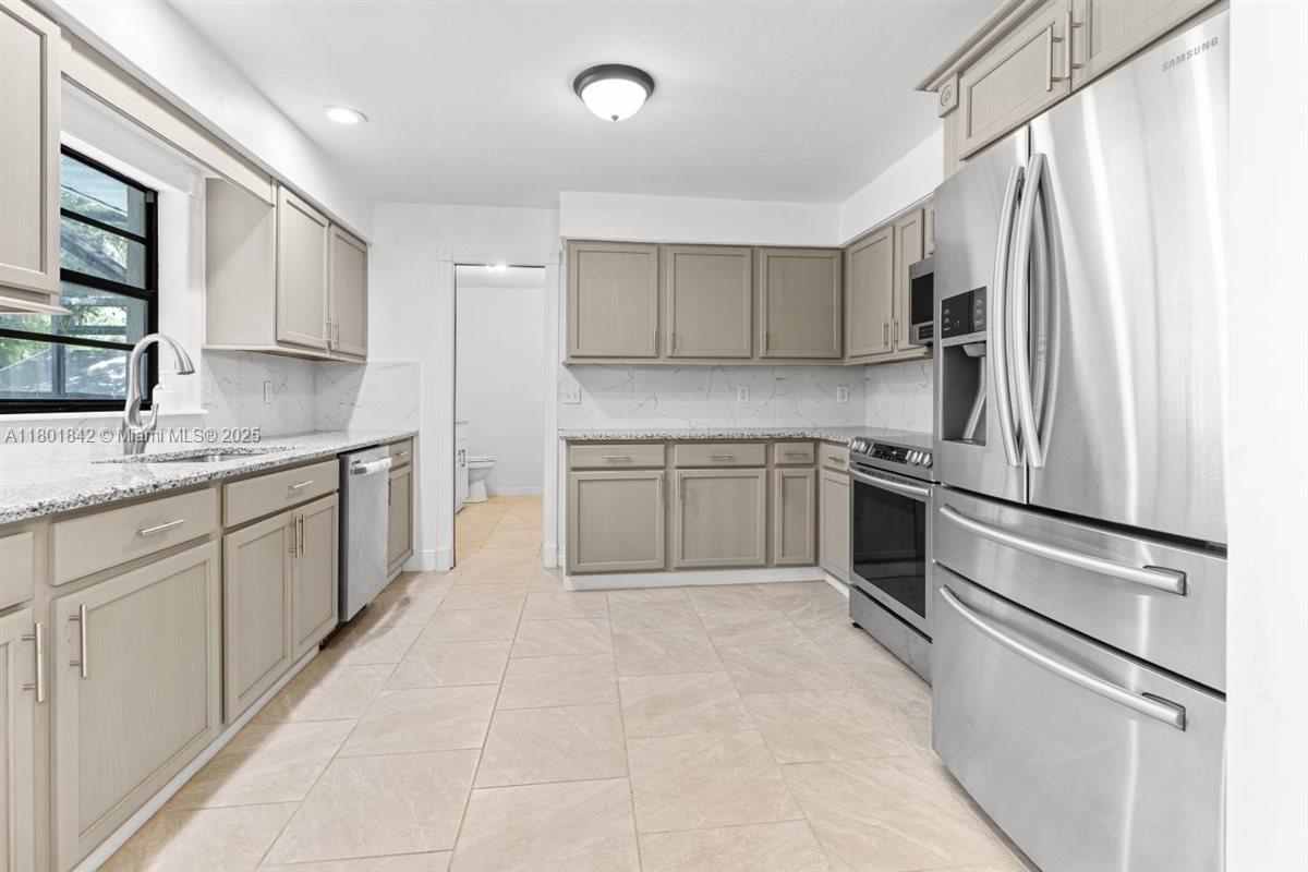 Oak Beach Colony - Residential