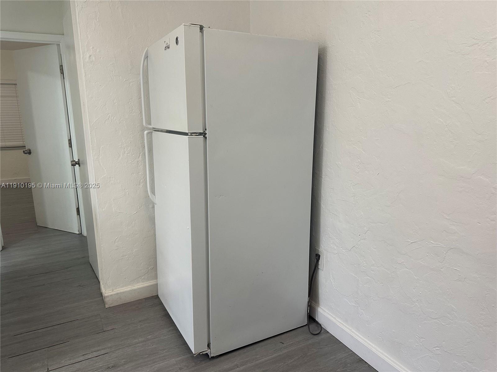 EVANSTON HEIGHTS - Residential Lease