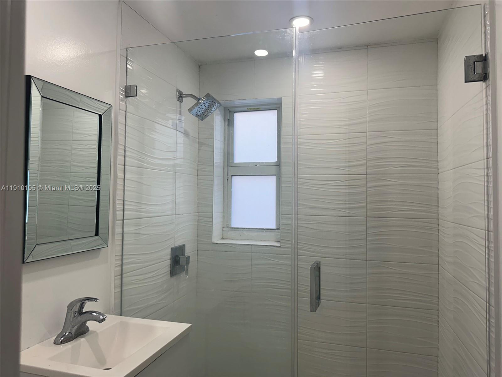 EVANSTON HEIGHTS - Residential Lease