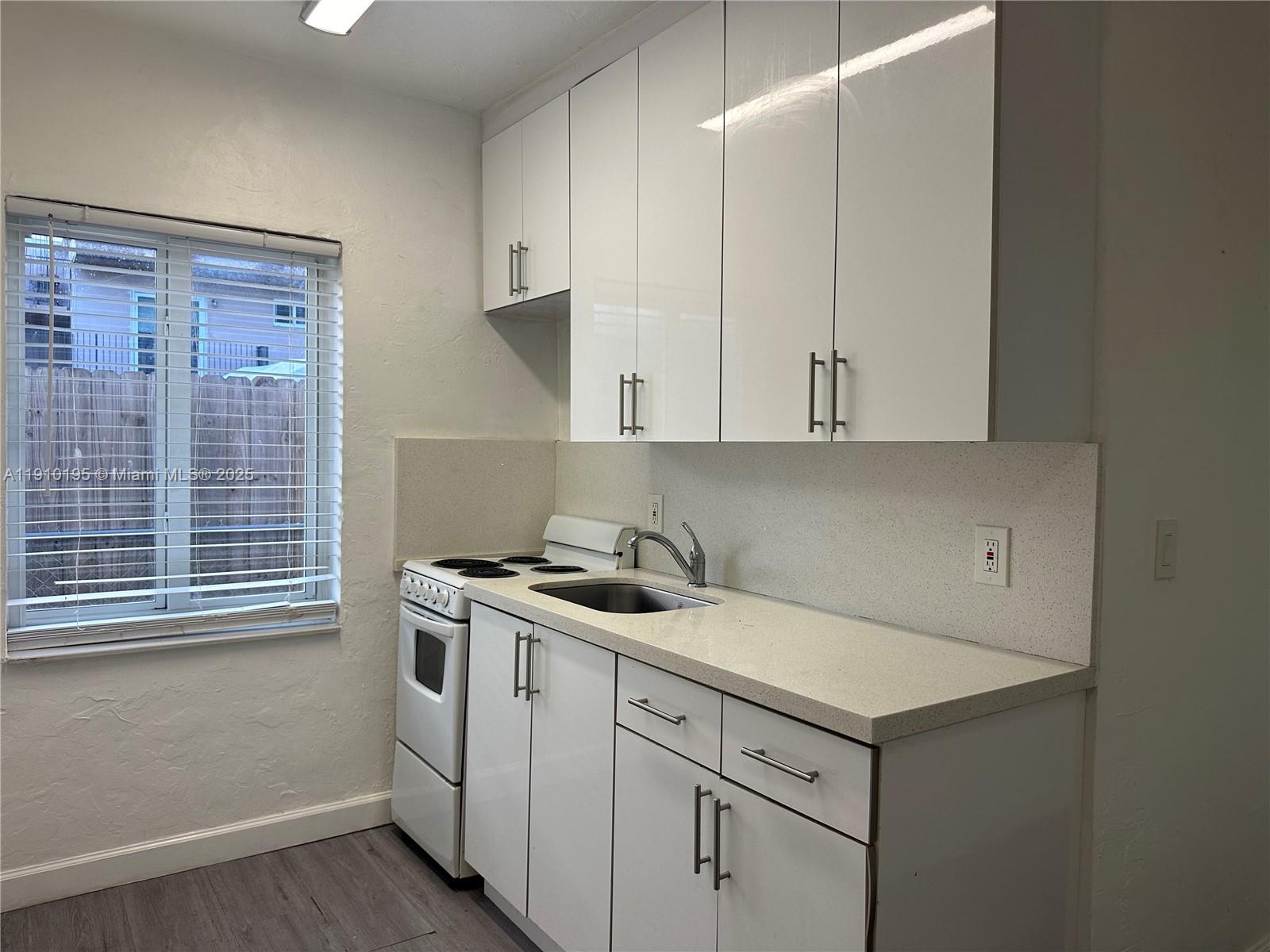 EVANSTON HEIGHTS - Residential Lease