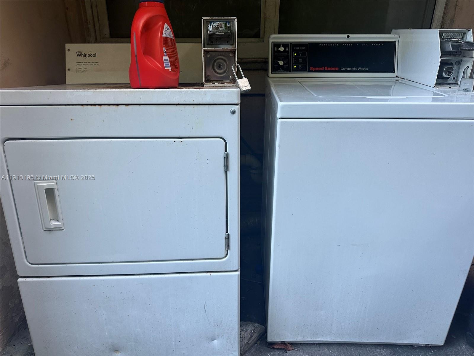 EVANSTON HEIGHTS - Residential Lease