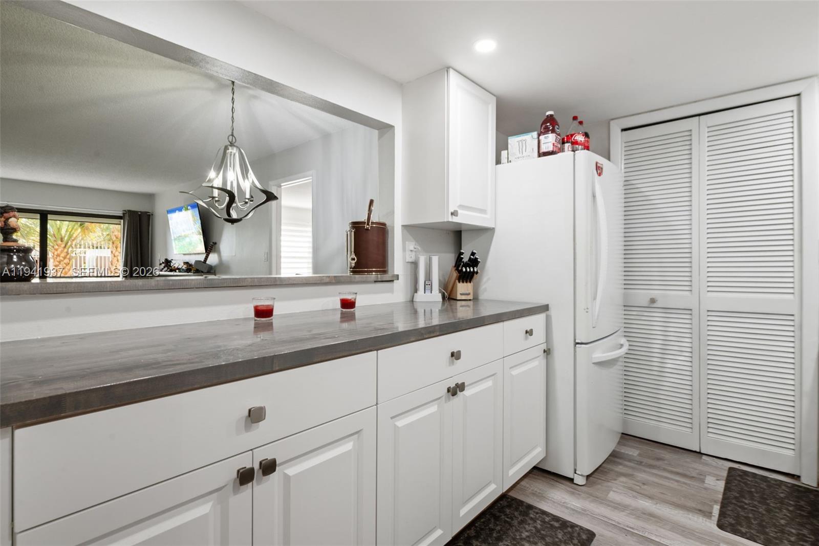 301 Racquet Club Rd 104