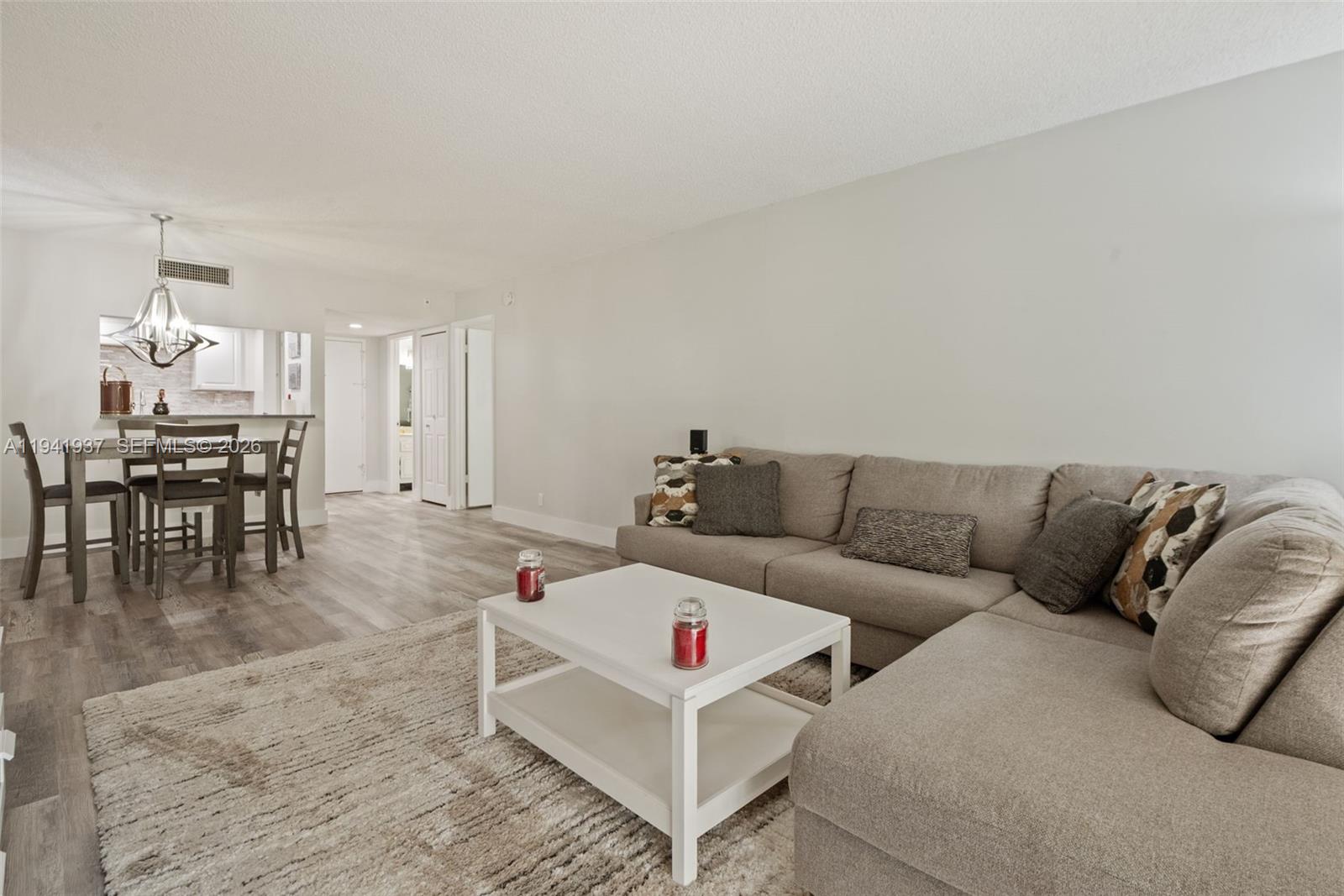 301 Racquet Club Rd 104