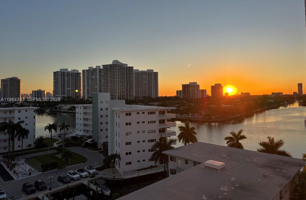 CLIFTON CONDO - Residential