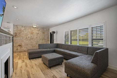 Tiny photo for 8705 SW 176th St, Palmetto Bay, FL 33157 (MLS # A11958056)