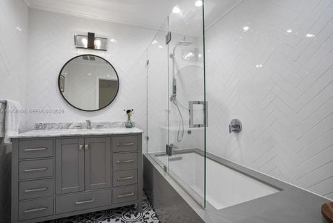 Tiny photo for 8705 SW 176th St, Palmetto Bay, FL 33157 (MLS # A11958056)