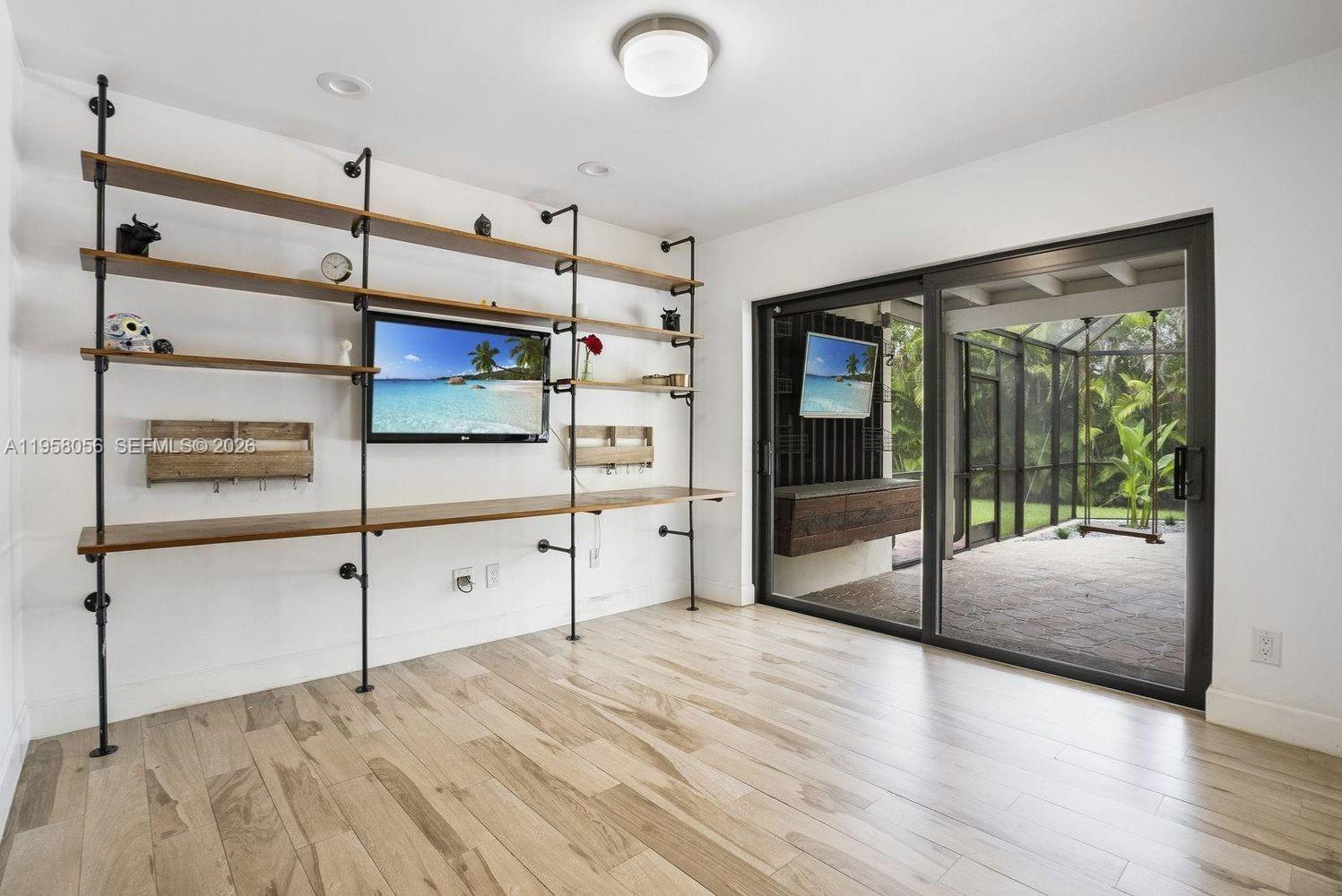 PINEWOOD ESTATES FIRST AD - Residential