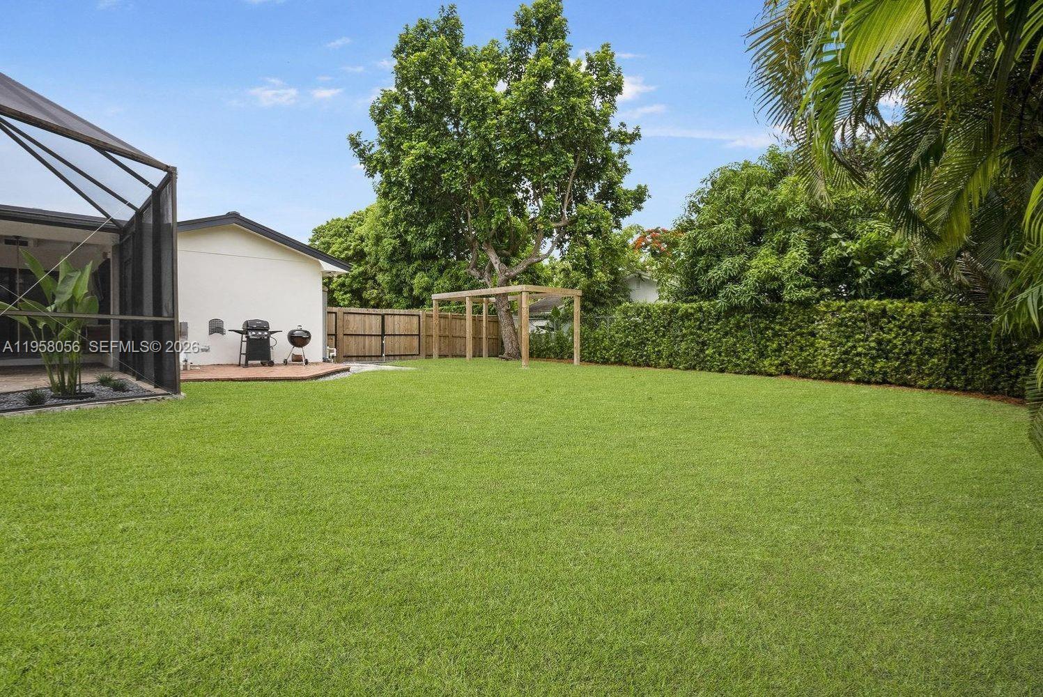 PINEWOOD ESTATES FIRST AD - Residential