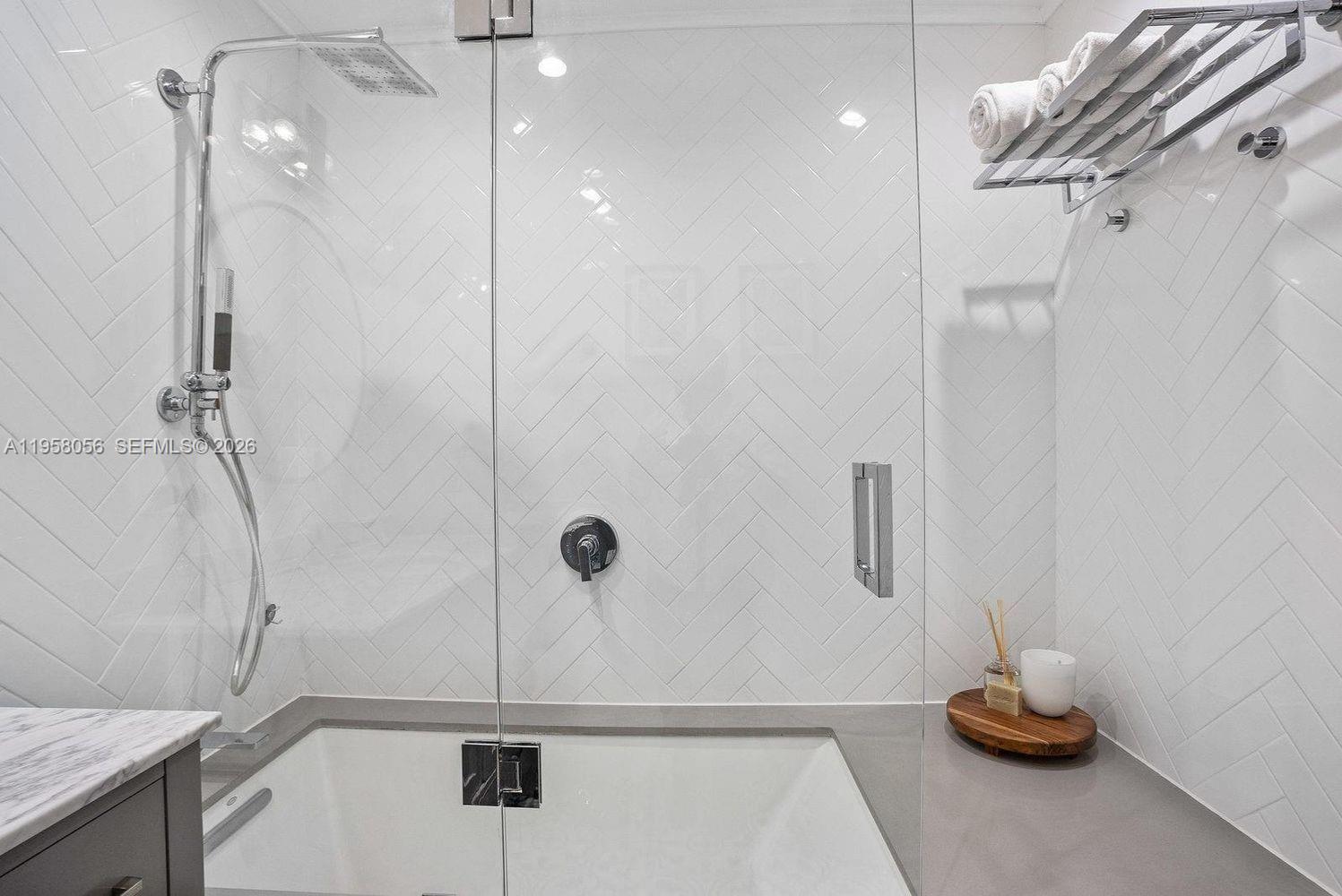 PINEWOOD ESTATES FIRST AD - Residential