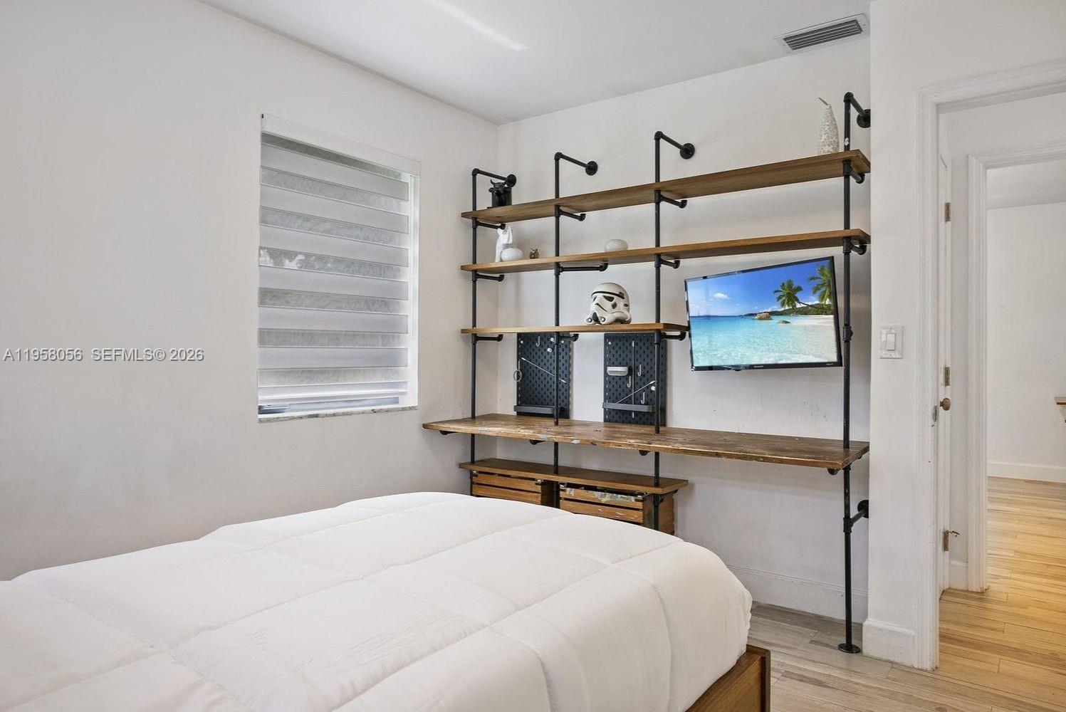 PINEWOOD ESTATES FIRST AD - Residential