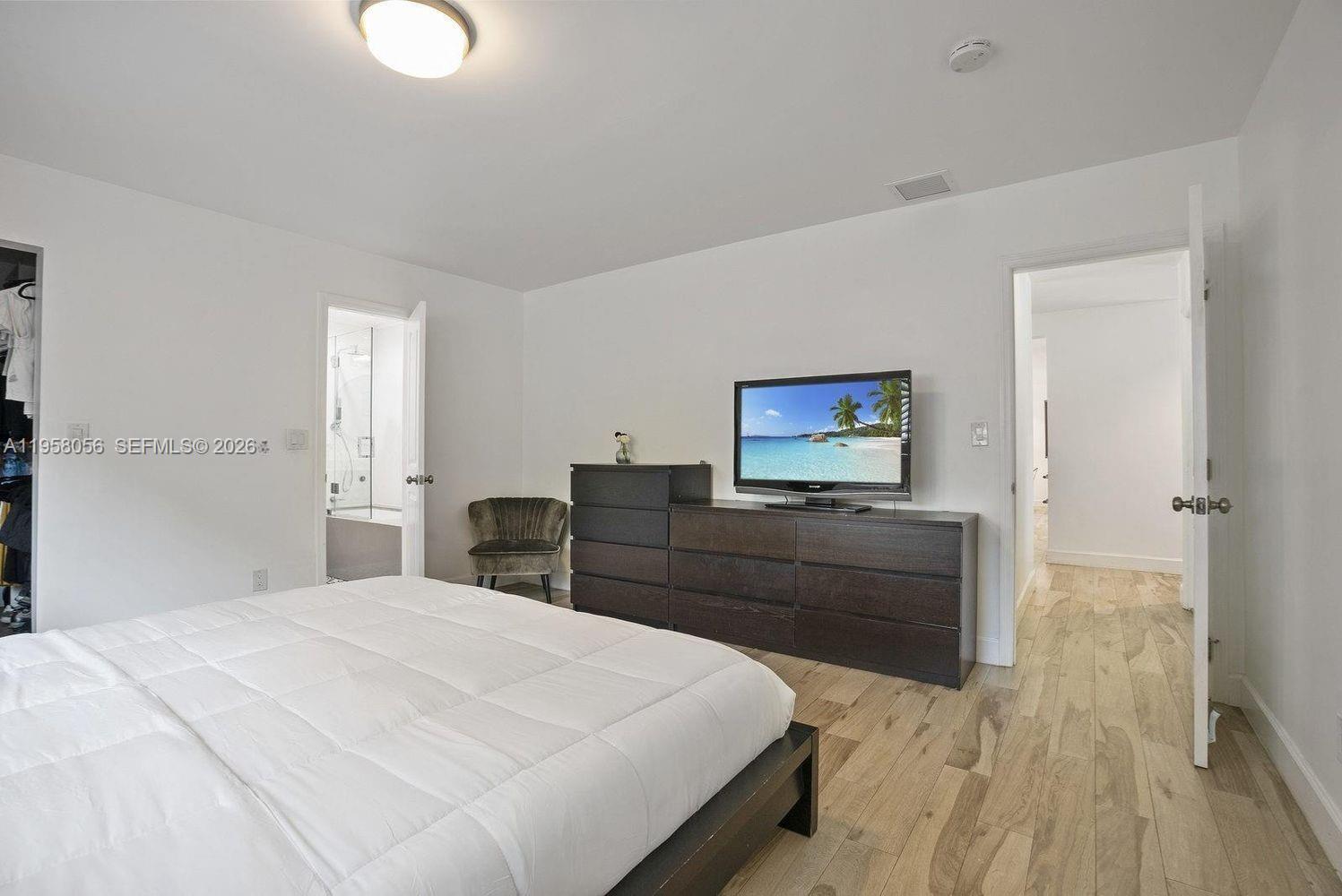 PINEWOOD ESTATES FIRST AD - Residential