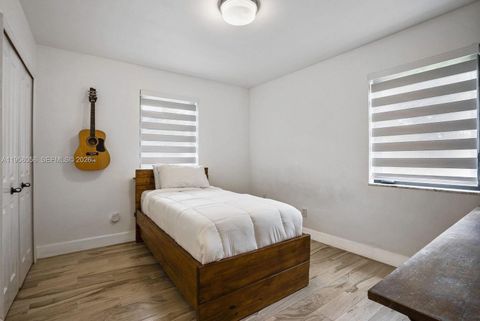 Tiny photo for 8705 SW 176th St, Palmetto Bay, FL 33157 (MLS # A11958056)