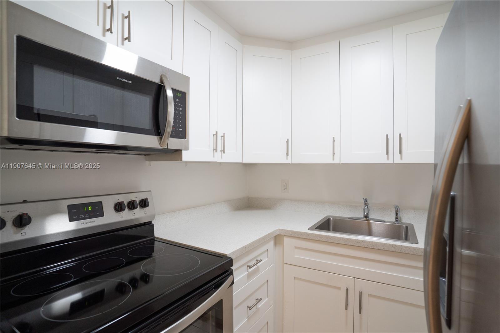 5050 CONDO - Residential