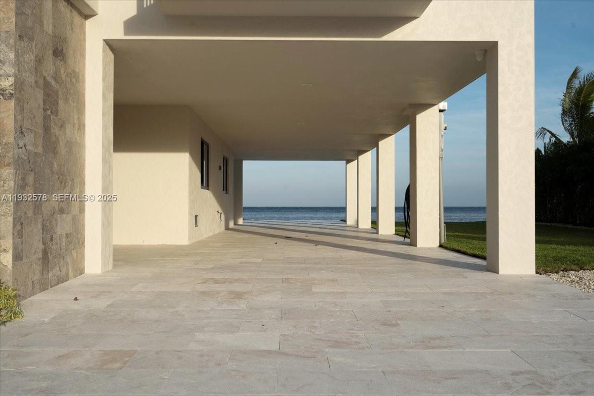 SUNRISE ISLE - Residential