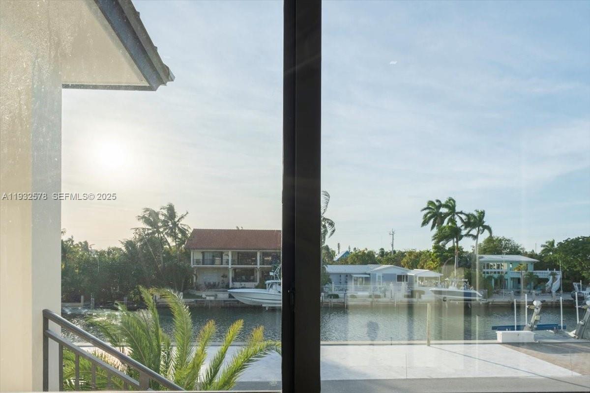 SUNRISE ISLE - Residential