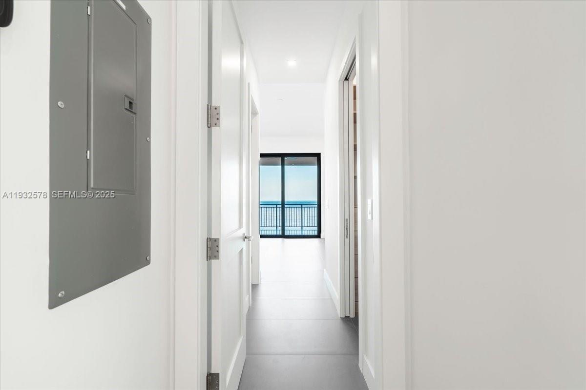 SUNRISE ISLE - Residential