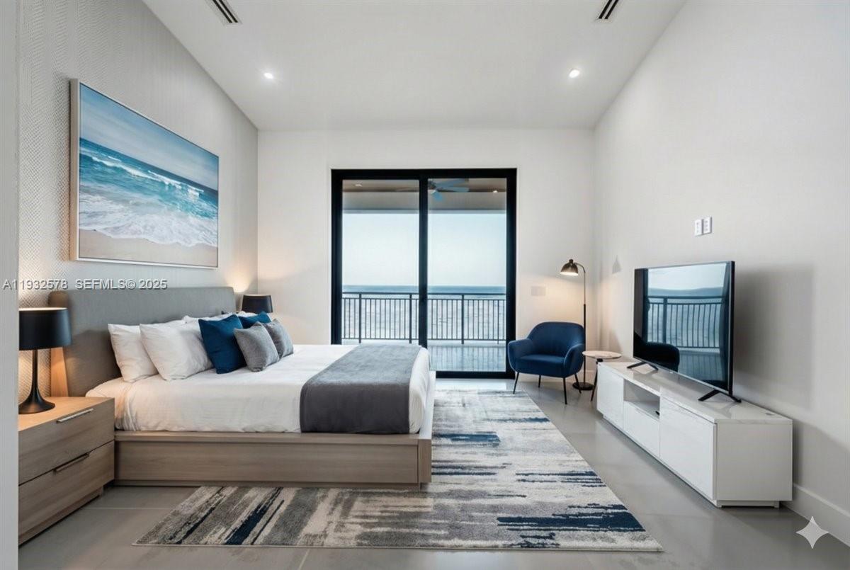 SUNRISE ISLE - Residential