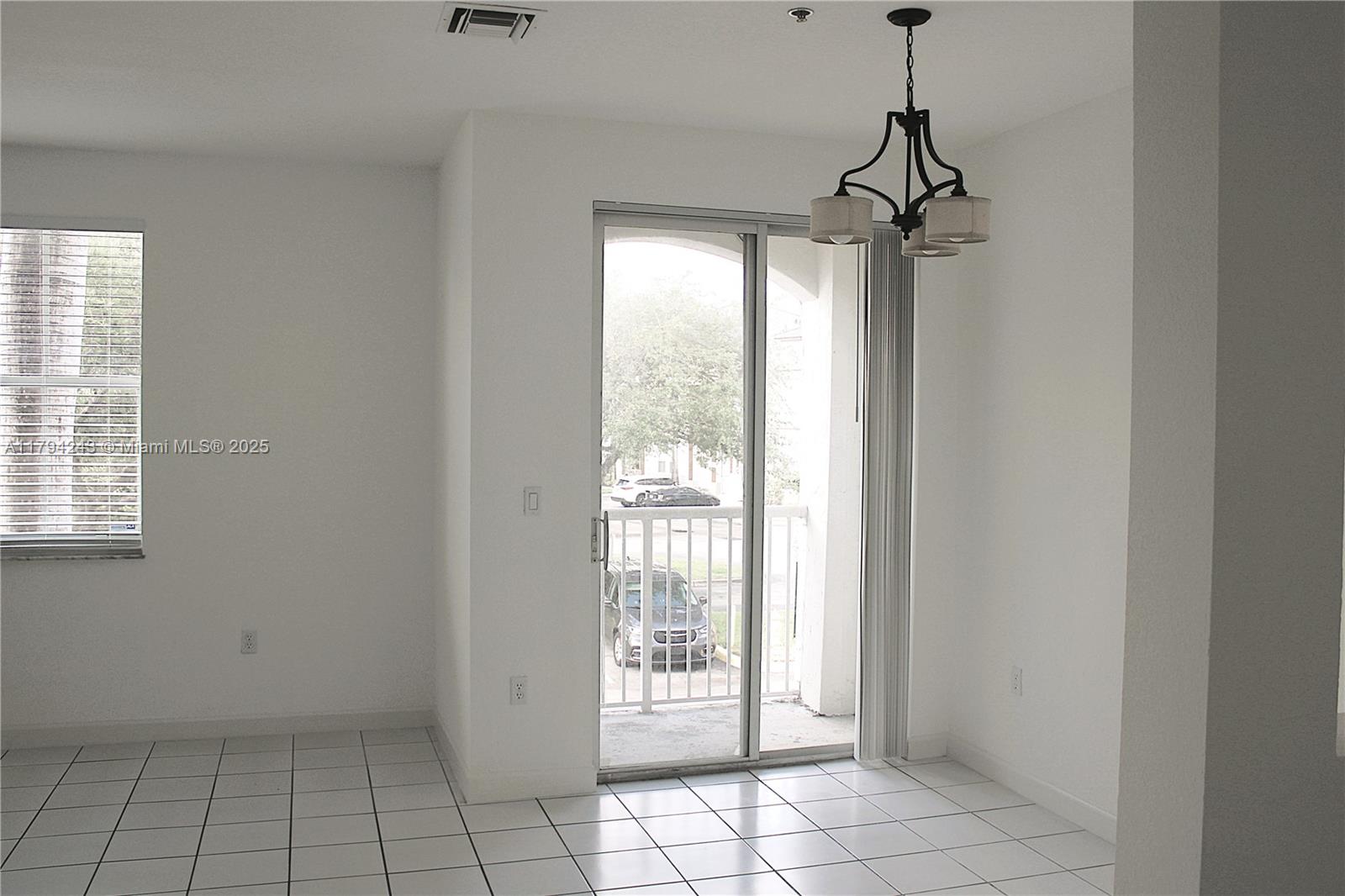 4435 SW 160th Ave 211